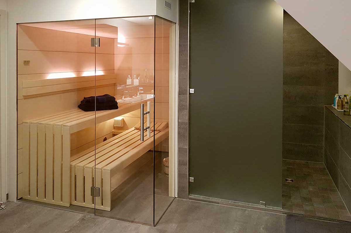 Sauna mit Glasfront